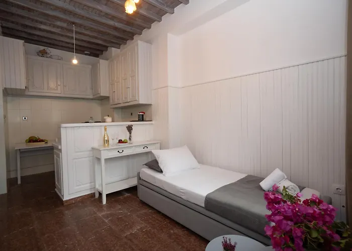 Mykonos Avra Windmills * Megali Ammos (Mykonos)